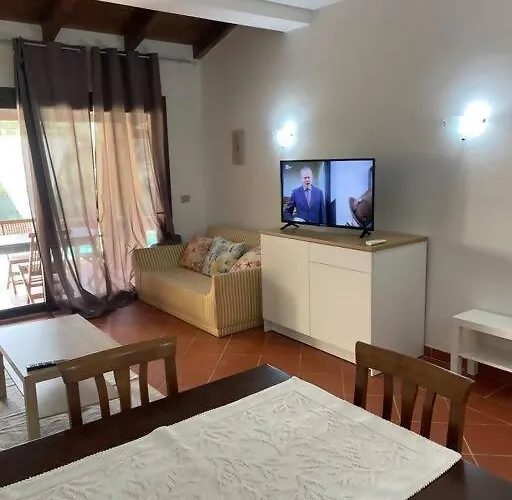 Olivastro Piscina Privata בית נופש *